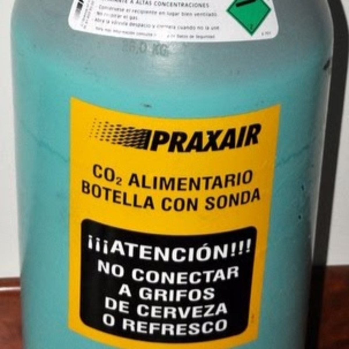 Botella de 12 kg de CO₂ alimentario con sonda especial para escarchadores de copas: imagen 2