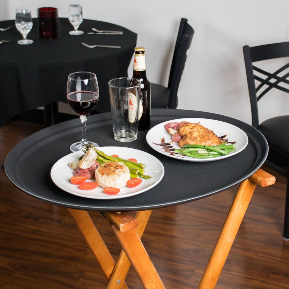 Bandeja antideslizante ovalada Kristallon C162 (685 x 560 mm): imagen 2