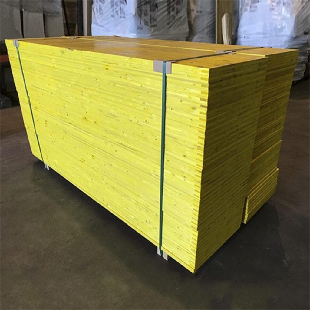 Tablero de encofrar tricapa 2,7X50X200CM